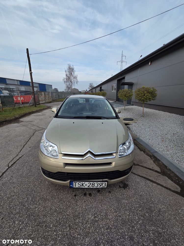Citroën C4 1.6 16V Impress - 1