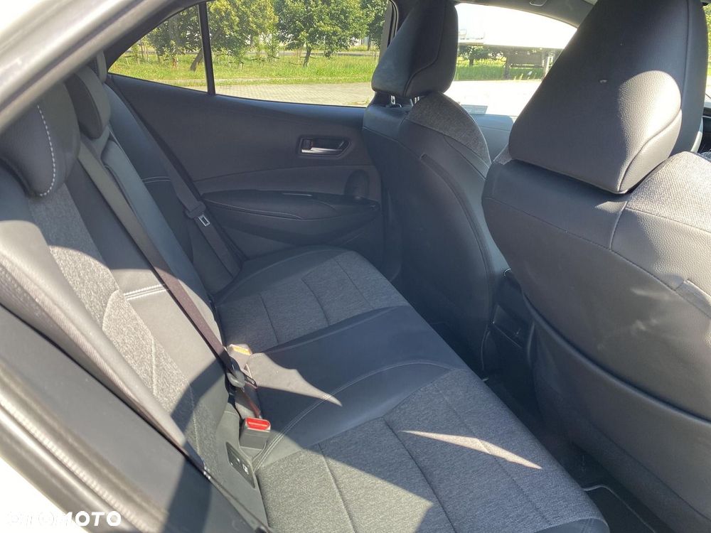 Toyota Corolla 1.8 Hybrid Style - 15