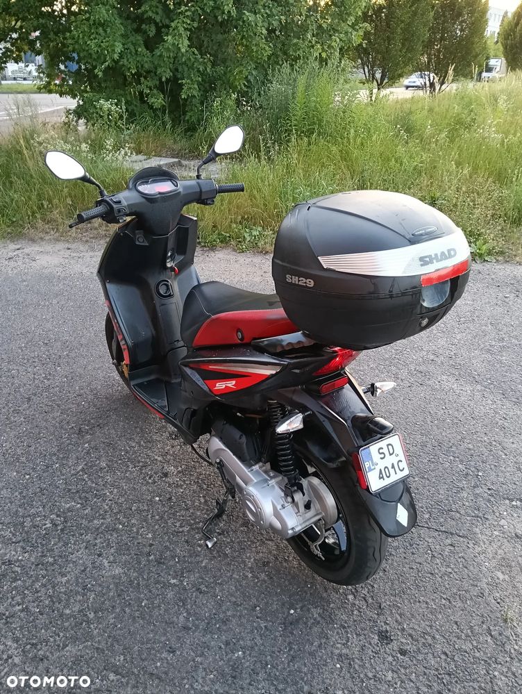 Aprilia SR - 10