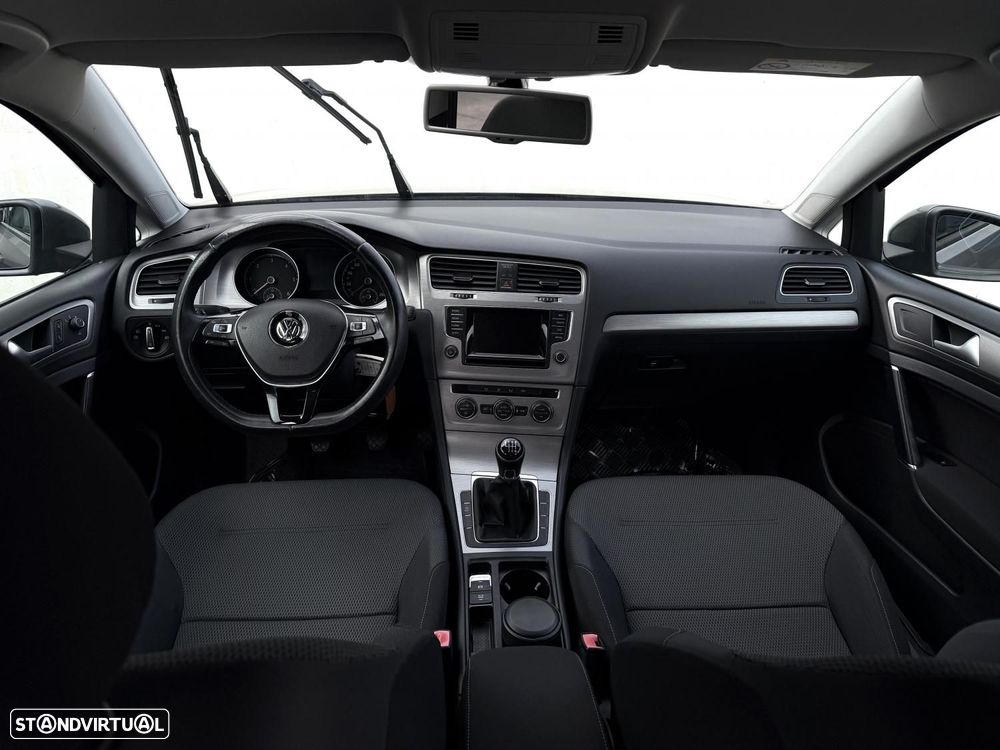 VW Golf 1.6 TDi BlueMotion Confortline - 5
