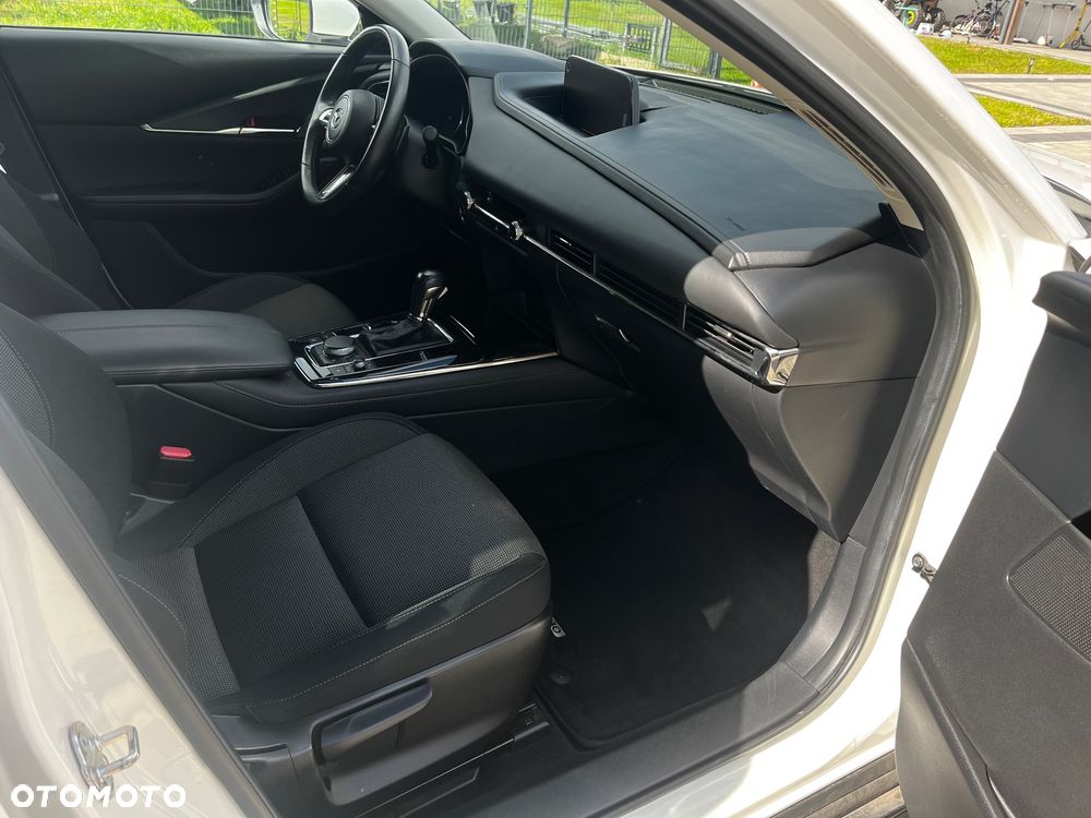 Mazda CX-30 2.0 mHEV Hikari 2WD - 24