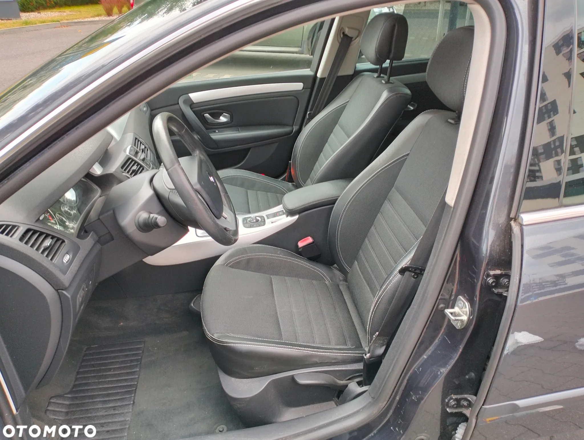 Renault Laguna 2.0 DCi Privilege - 16