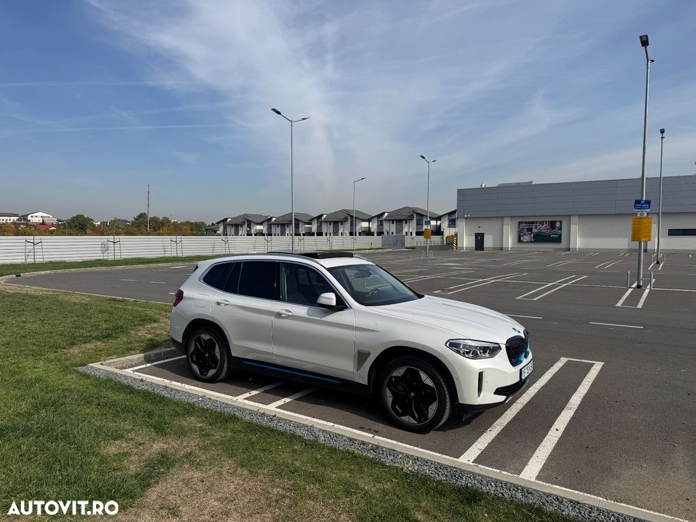 BMW iX3 Standard - 7