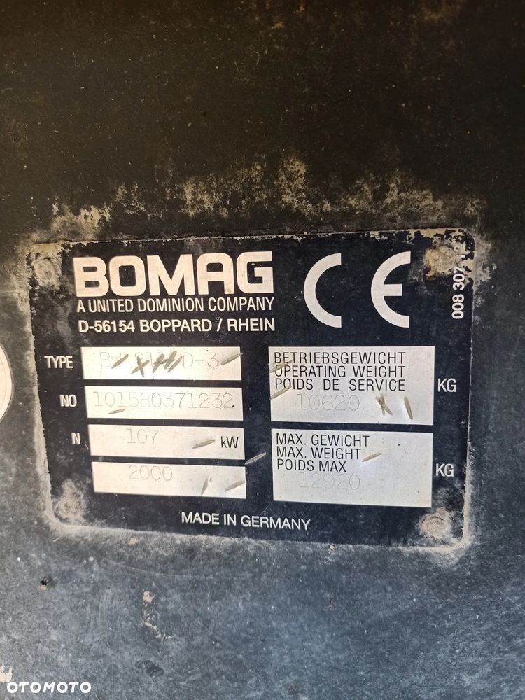 Bomag BW211D3 - 2