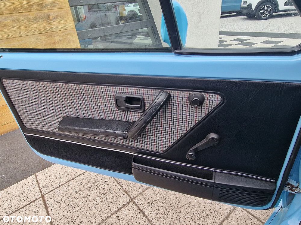 Volkswagen Golf 1.8 CL Syncro - 12
