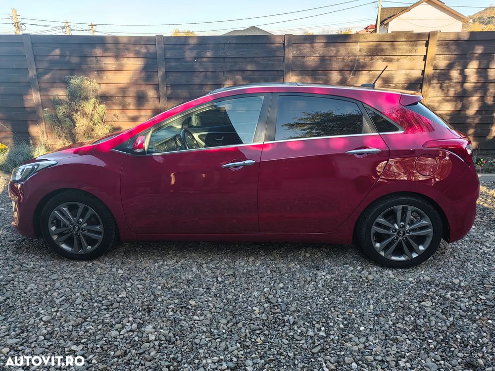 Hyundai i30 1.6 CRDI Premium - 14