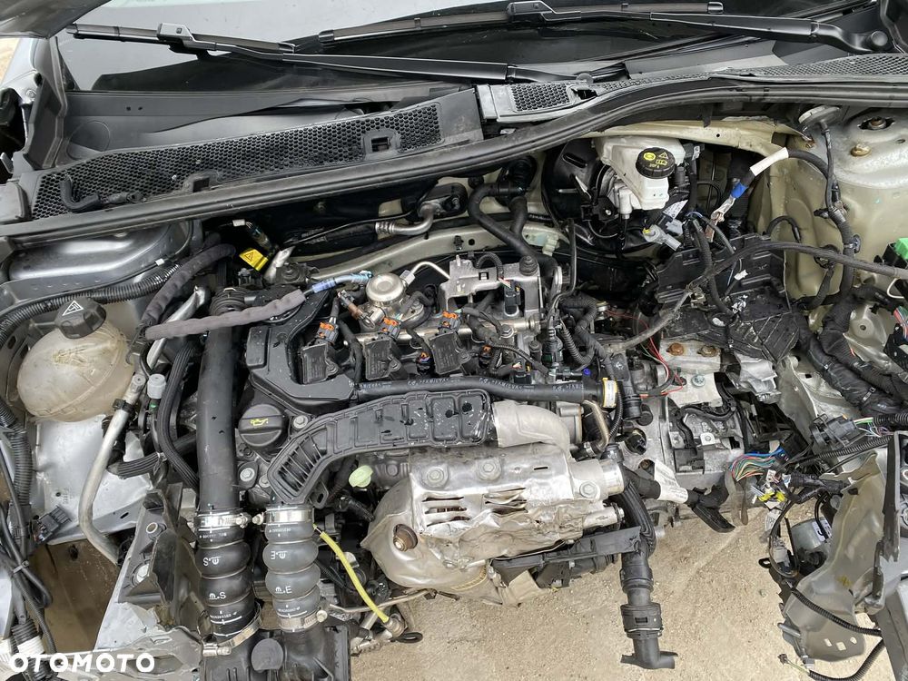 Peugeot 208 PureTech 100 Allure Pack - 26