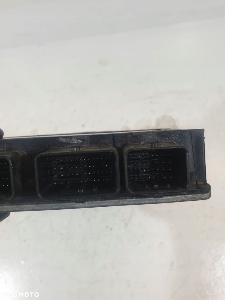 komputer sterownik silnika 8200399038 renault nissan dacia 1.5 dci - 4