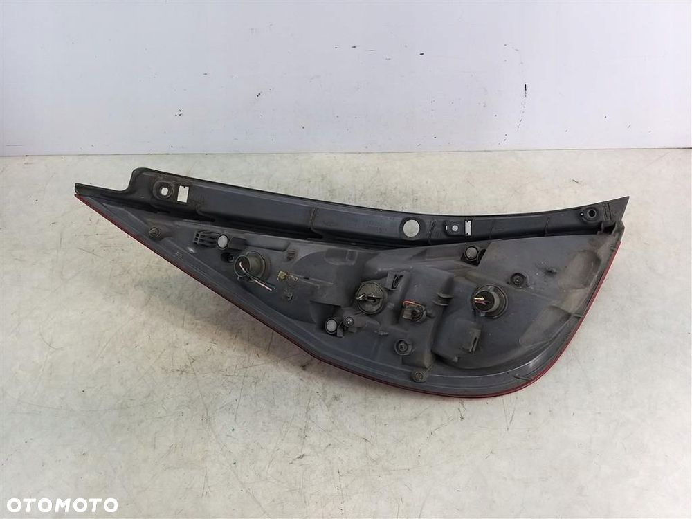 Lampa prawa tylna tył Hyundai I30 I  HATCHBACK 2007-2012 PRZED LIFT - 2