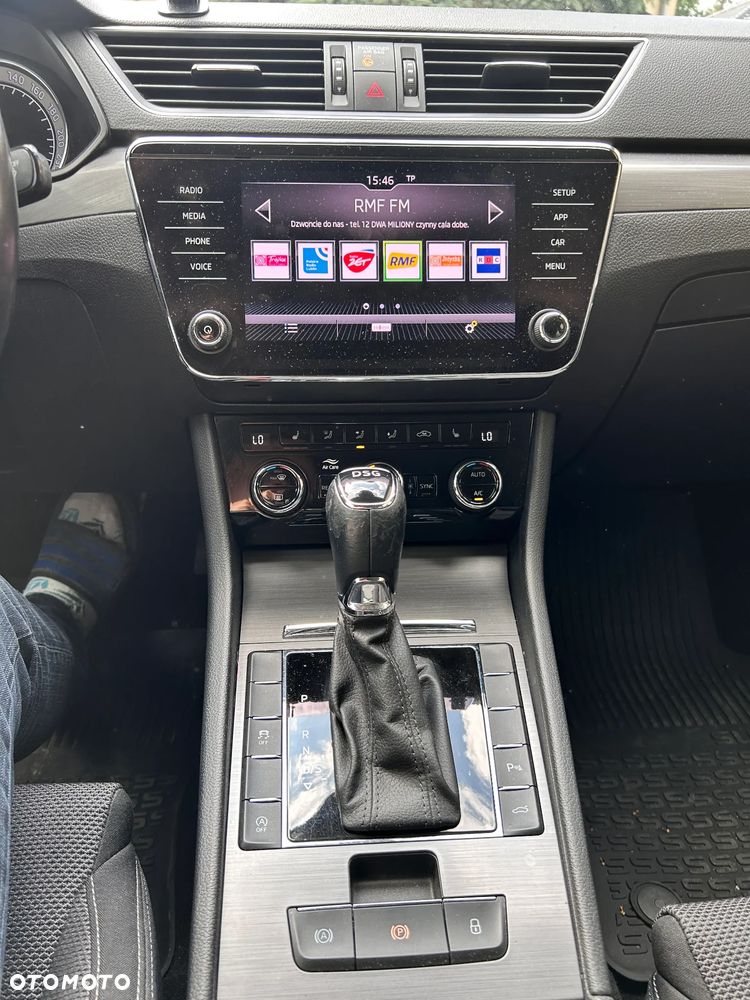 Skoda Superb 2.0 TSI Ambition DSG - 15