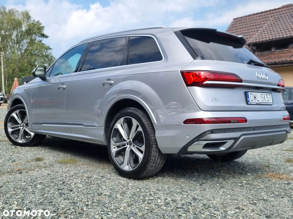 Audi Q7 55 TFSI quattro tiptronic S line - 8