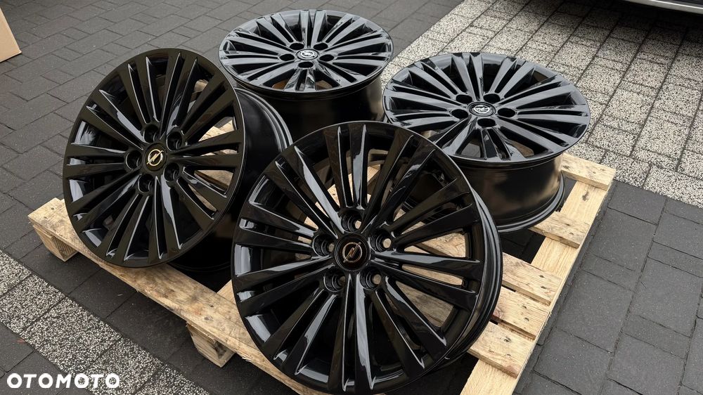 Alufelgi R18 5x120 ET42 8J VW Transporter T5 Opel Insignia Koła - 2