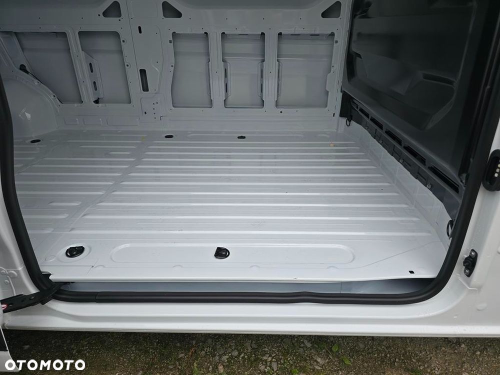 Renault Master dCi L3H2 Extra aut - 9