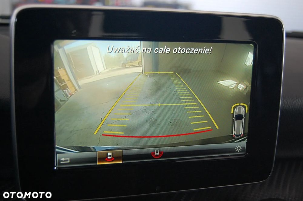 Mercedes-Benz GLA 180 (CDI) d 7G-DCT - 17