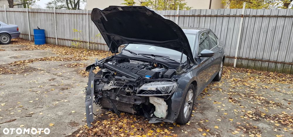 Skoda Superb 2.0 TDI SCR Style DSG - 1