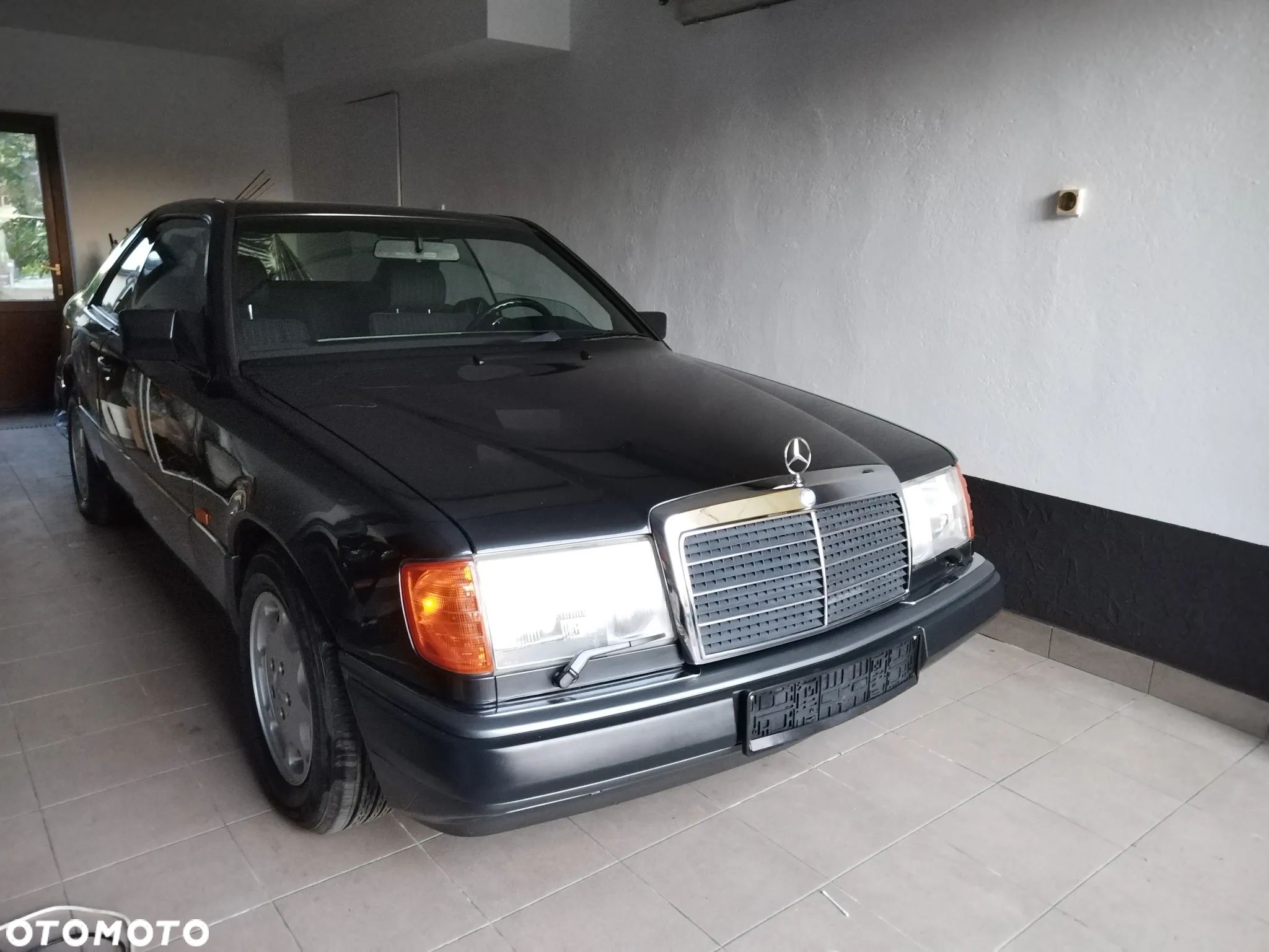 Mercedes-Benz W124 (1984-1993) - 1