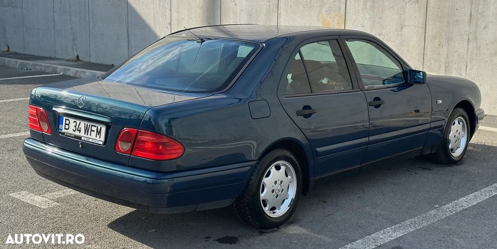 Mercedes-Benz E 200 CDI Elegance - 3