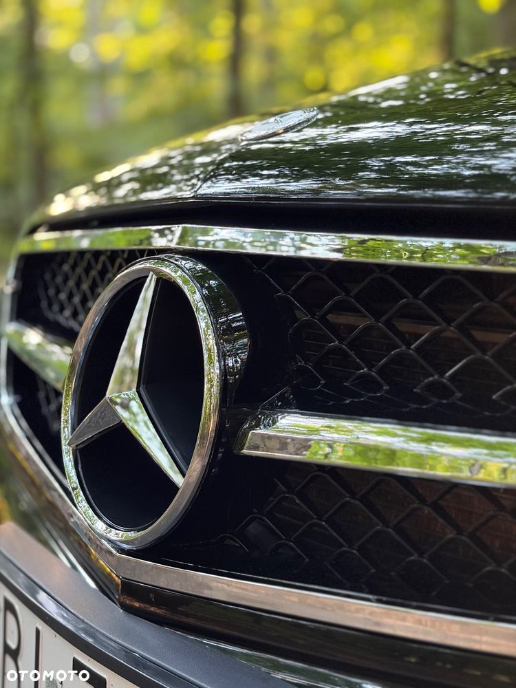 Mercedes-Benz Klasa C 300 CDI DPF 4Matic (BlueEFFICIENCY) 7G-TRONIC Avantgarde - 17