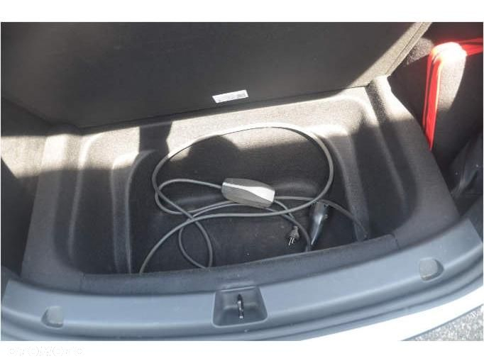 Tesla Y Long Range RWD - 20