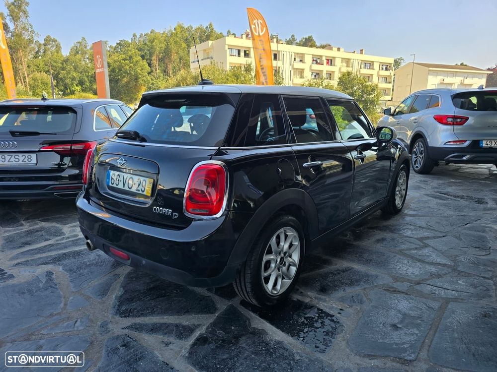 MINI 5 Portas Cooper D - 6