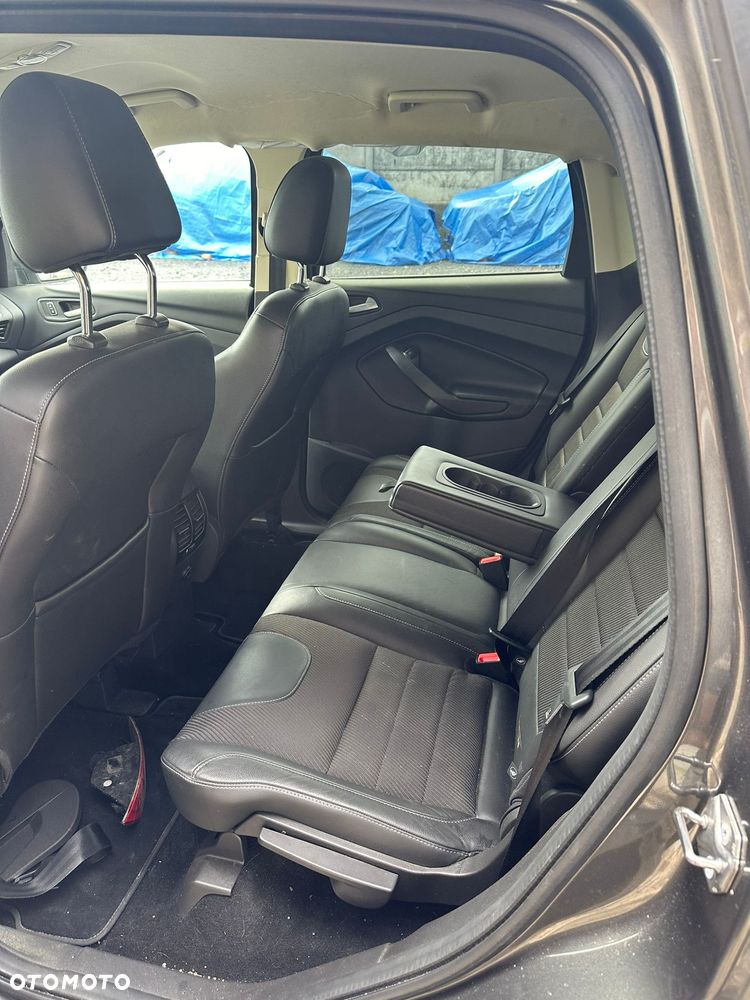 Ford Kuga 2.0 TDCi 4x4 Titanium - 12