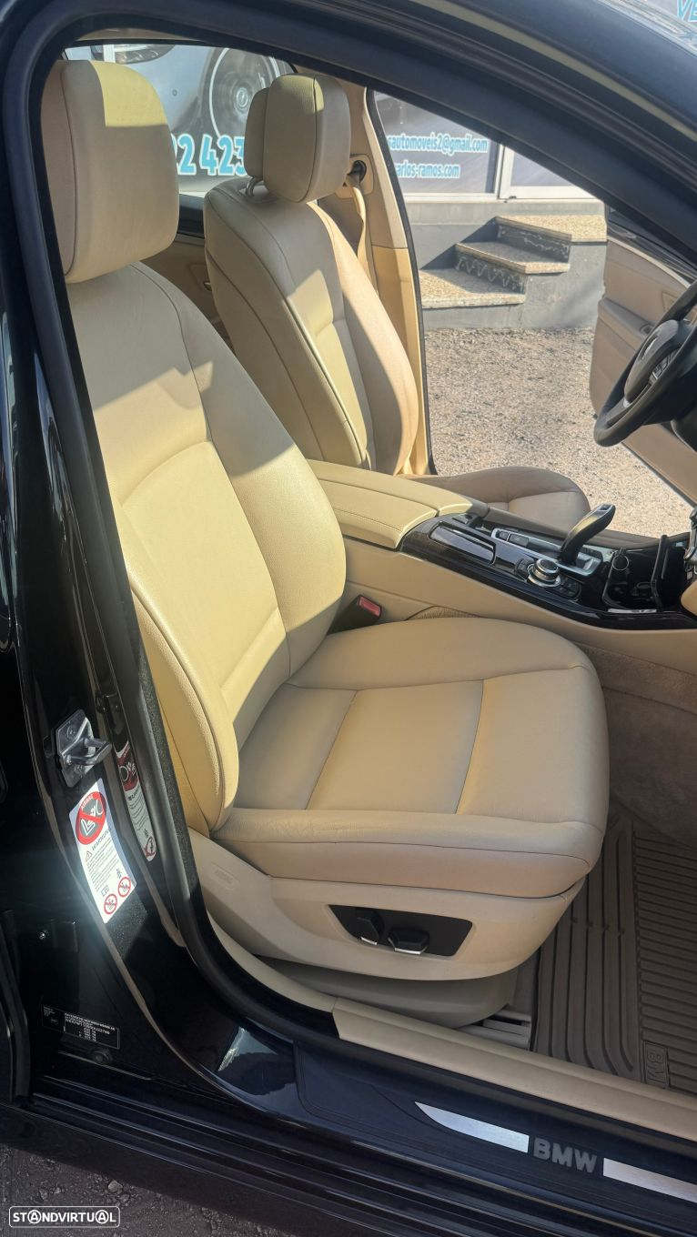 BMW 520 d Exclusive Auto 123g - 40