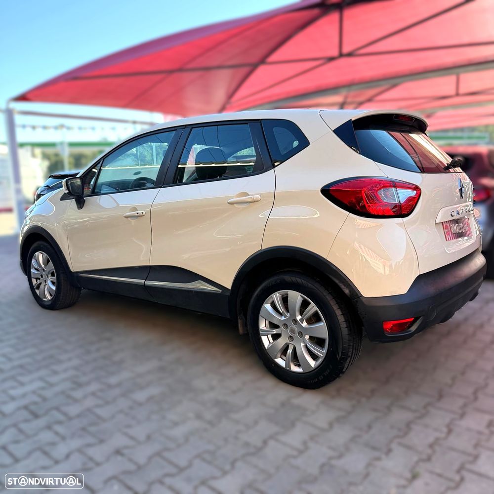 Renault Captur 0.9 TCE Exclusive - 3