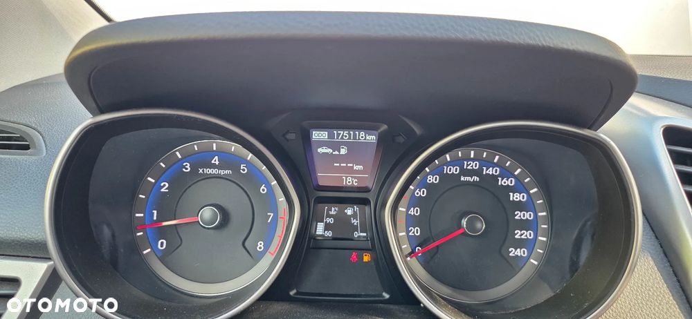Hyundai i30 i30cw 1.4 Trend - 25