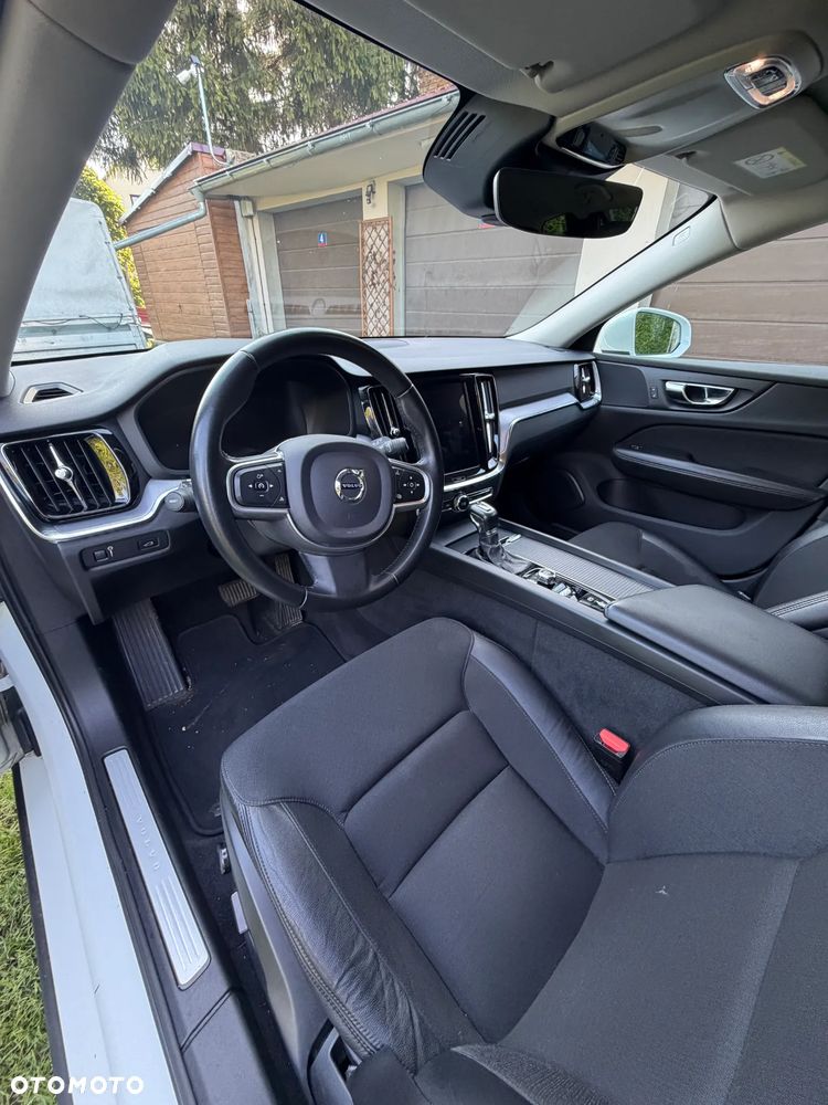 Volvo V60 D3 Momentum Pro - 14