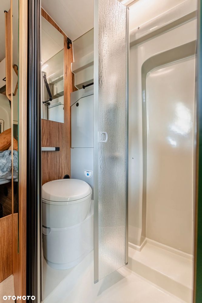 Karmann-Mobil Dexter 560 AW - 8