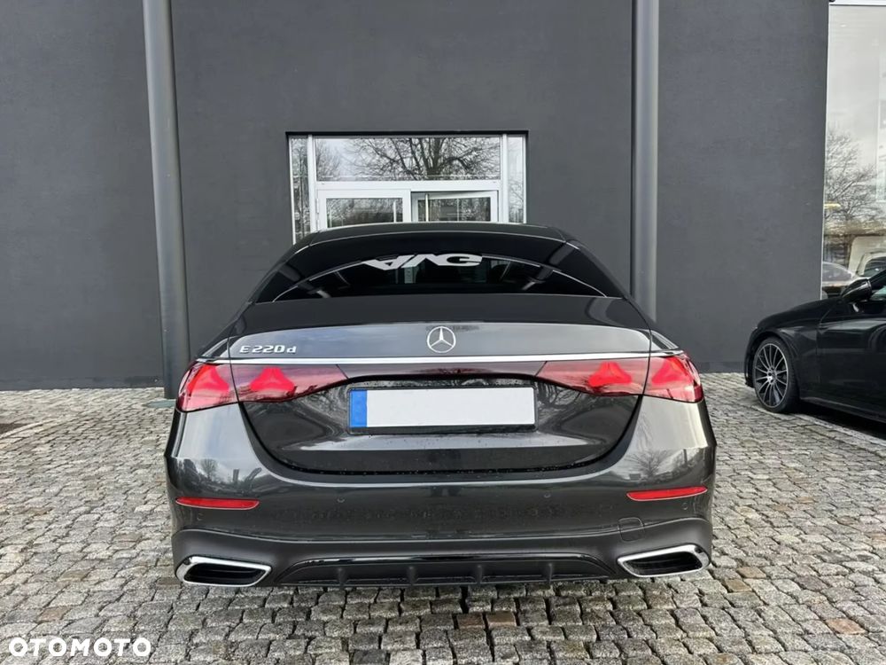 Mercedes-Benz Klasa E 220 d 9G-TRONIC Edition AMG Line - 5