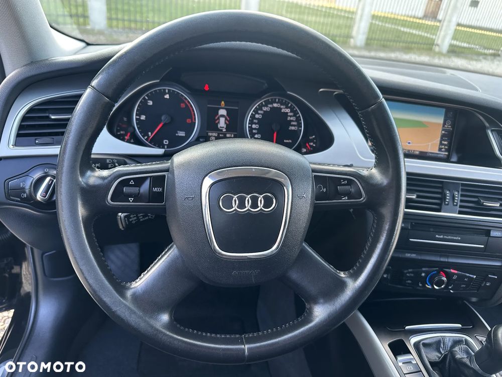 Audi A4 Avant 2.0 TDI ultra DPF Attraction - 22