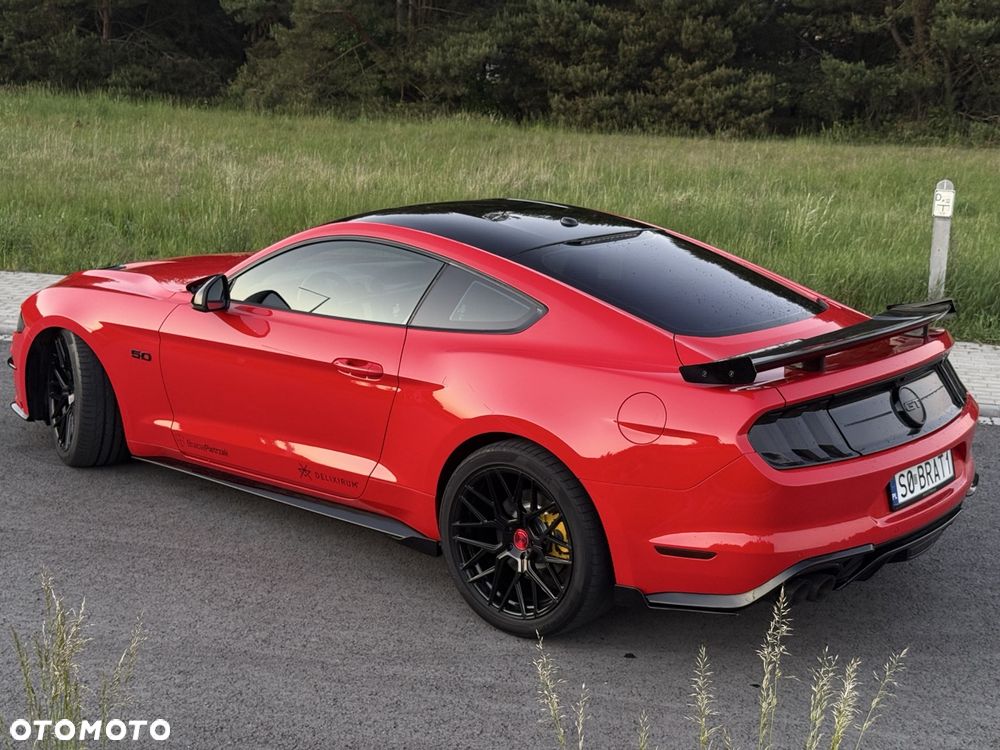 Ford Mustang 5.0 V8 GT - 6