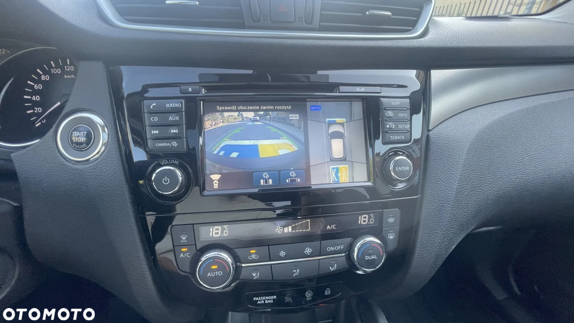 Nissan Qashqai 1.2 DIG-T N-Connecta EU6 - 8