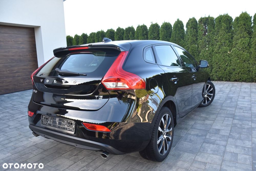 Volvo V40 T3 Momentum - 7