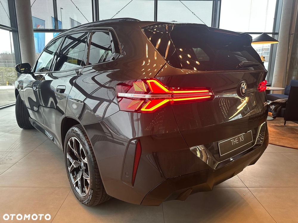 BMW X3 xDrive20i mHEV - 3
