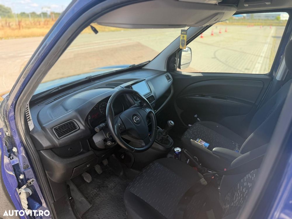 Opel COMBO-D-VAN - 9