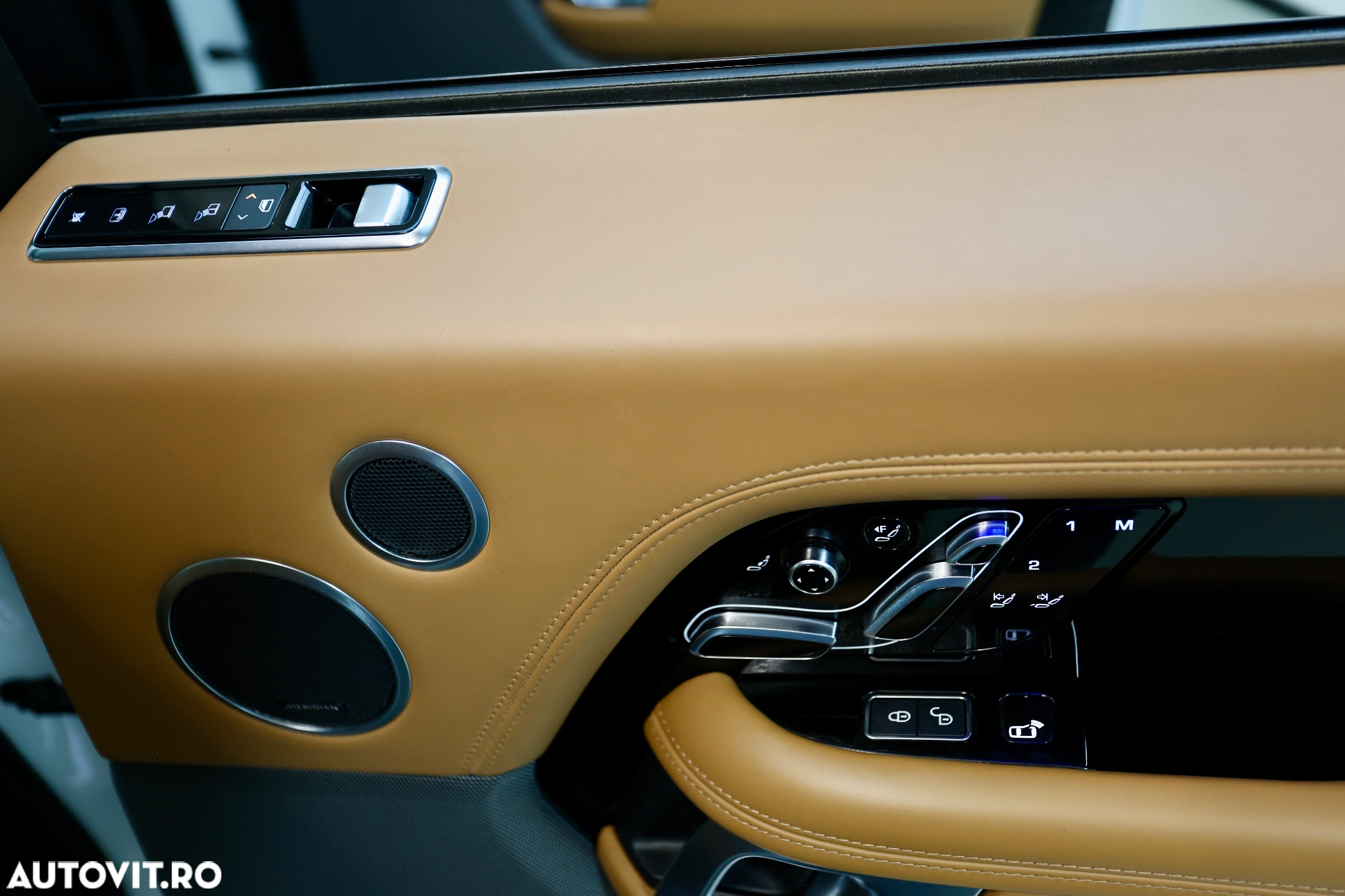 Land Rover Range Rover Vogue - 19