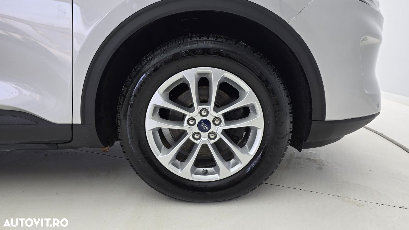 Ford Kuga - 23