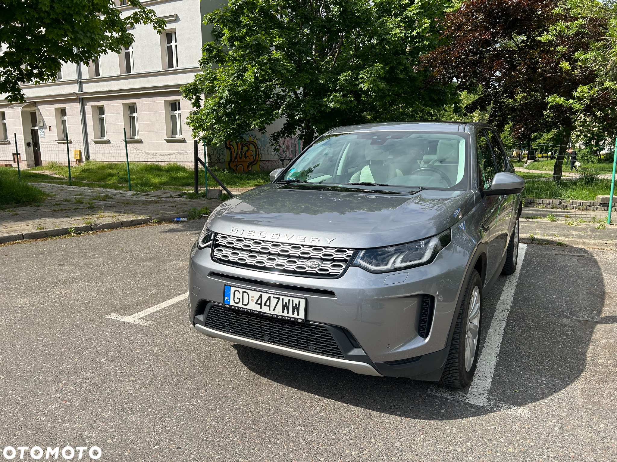 Land Rover Discovery Sport 2.0 D150 R-Dynamic SE - 4