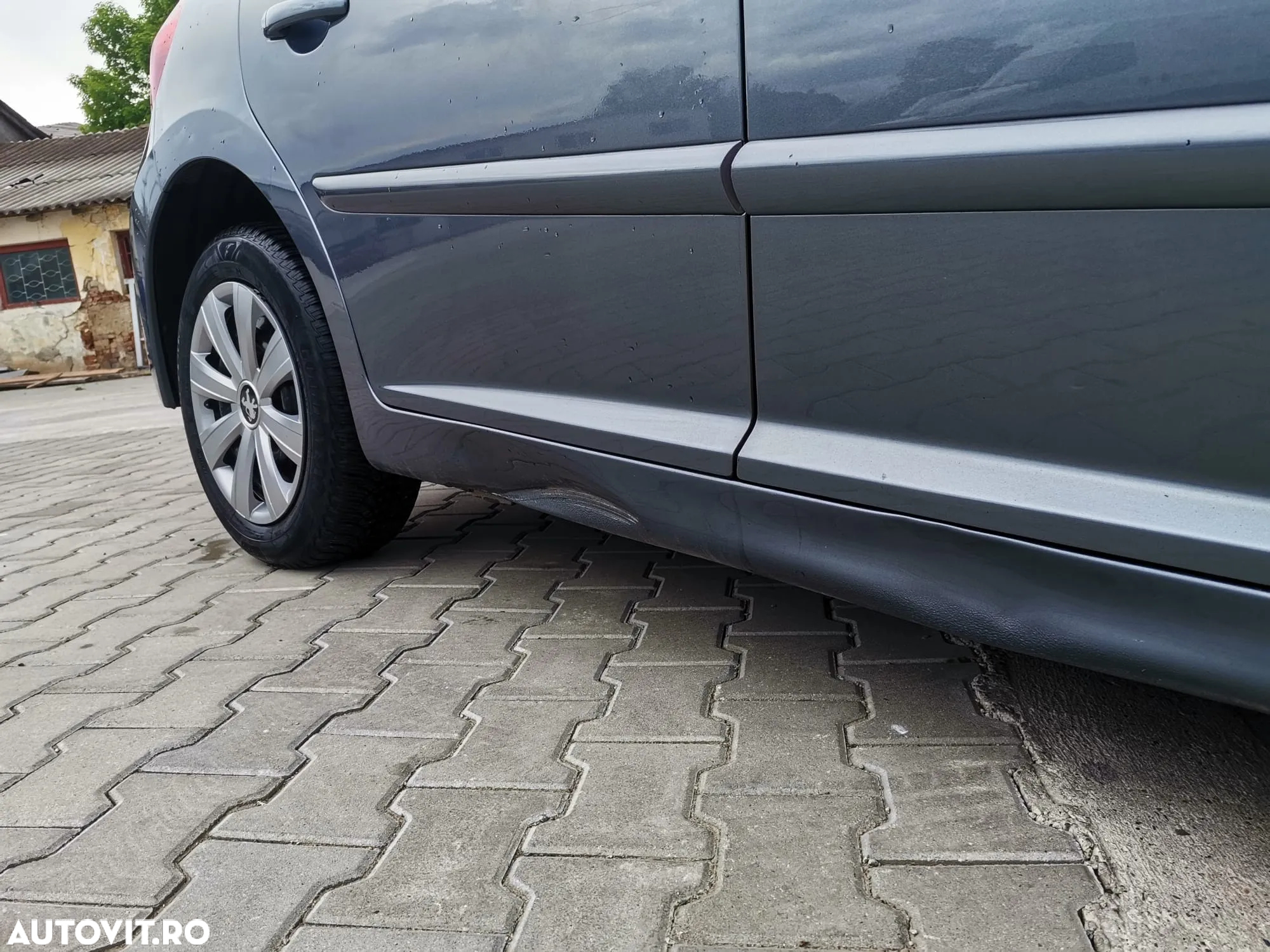Peugeot 207 1.4 E Premium - 8