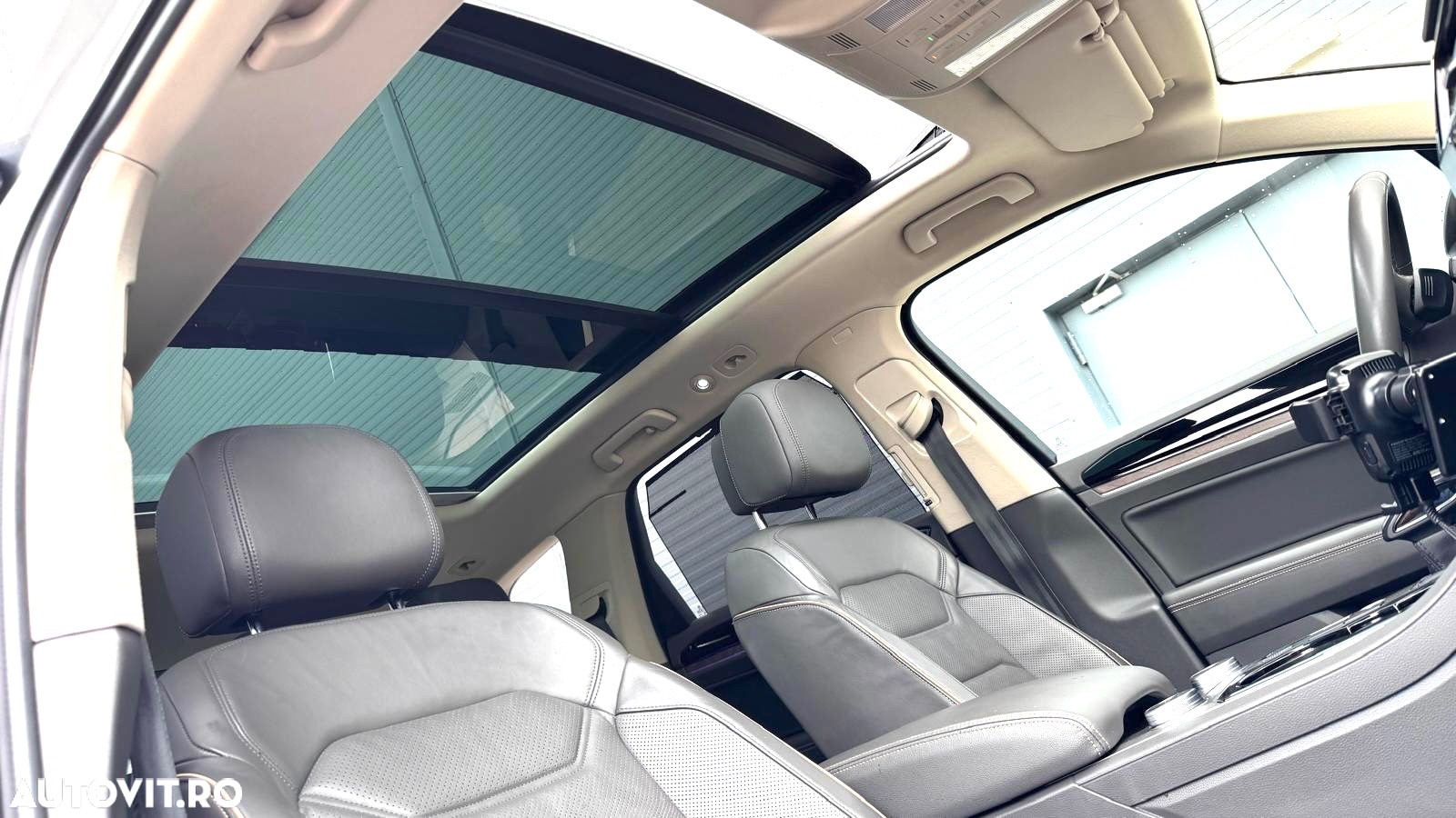 Volkswagen Touareg V6 TDI R-Style - 35
