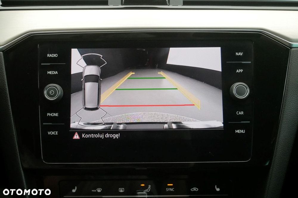Volkswagen Passat Variant 2.0 TSI Elegance DSG - 21