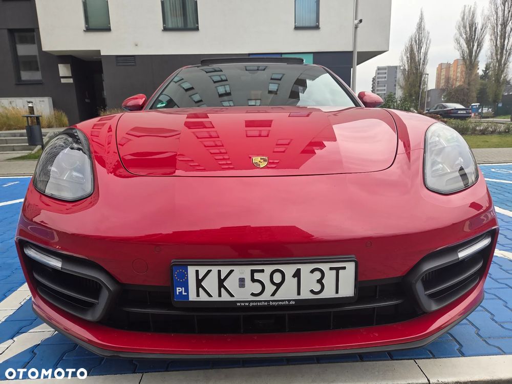 Porsche Panamera 4 - 12