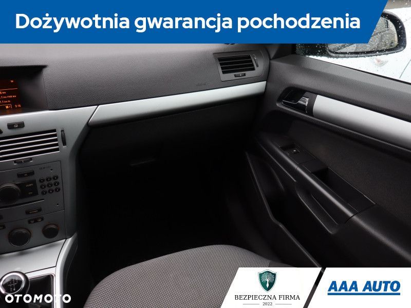 Opel Astra - 10