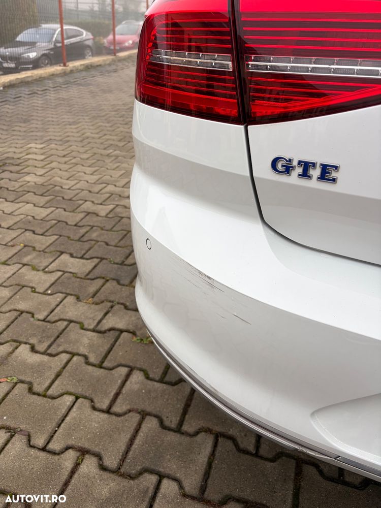 Volkswagen Passat - 10