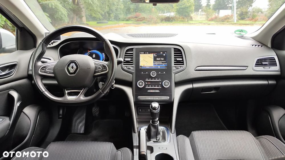 Renault Megane ENERGY TCe 100 EXPERIENCE - 29