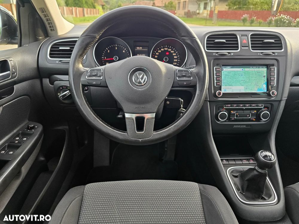 Volkswagen Golf 1.6 TDI BlueMotion Technology DPF Highline - 17