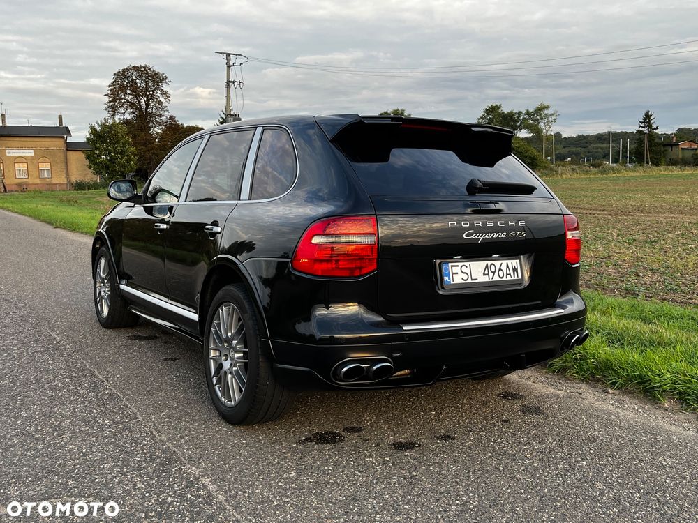 Porsche Cayenne - 7