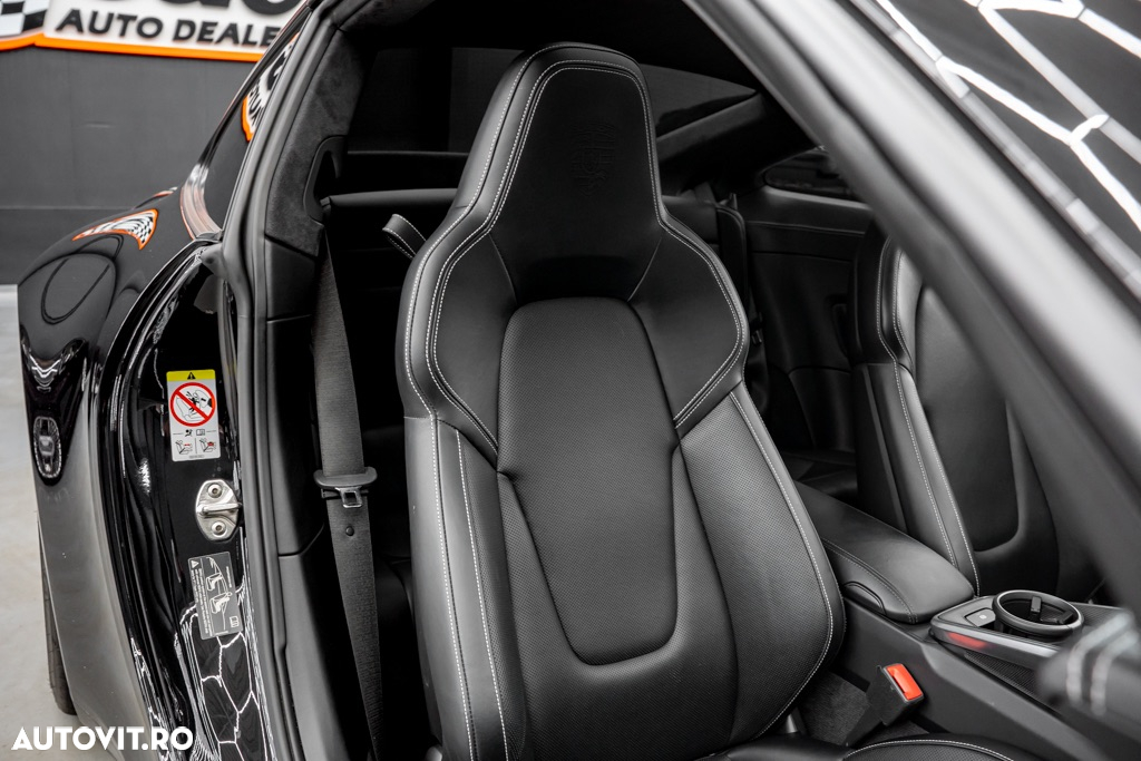 Porsche 911 Carrera 4S PDK - 13